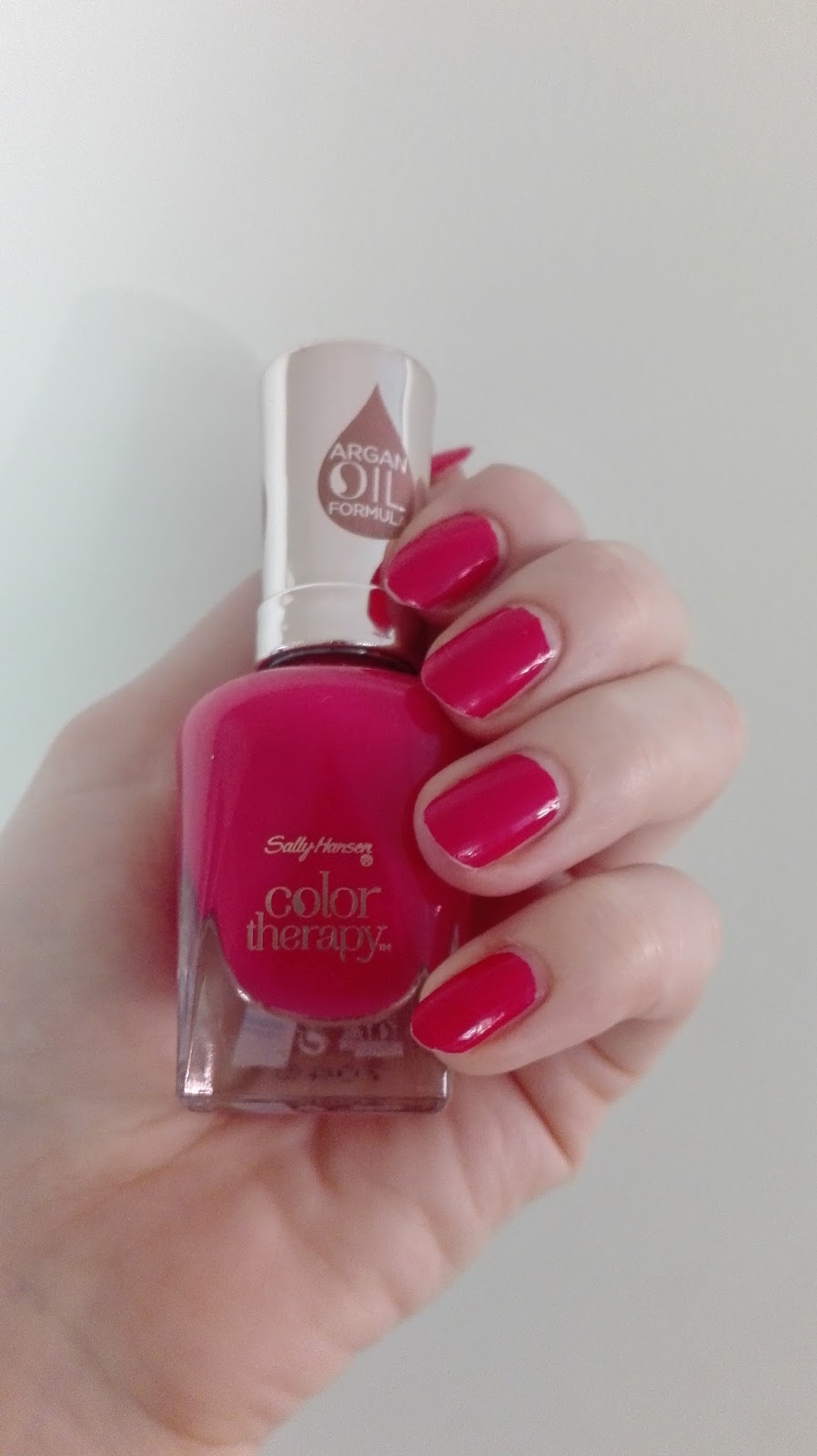 lakier sally hansen 290 pampered in pinki