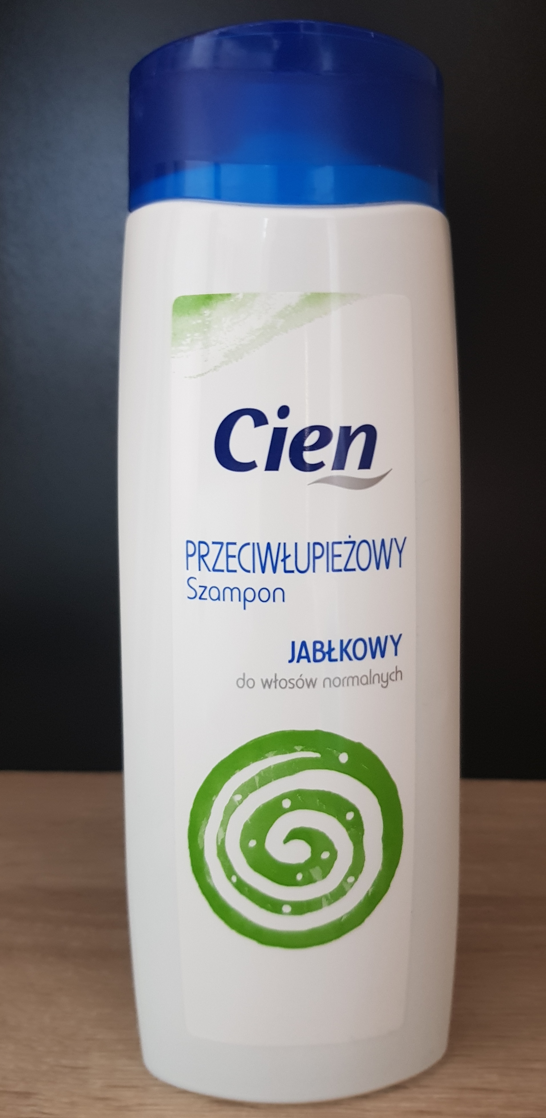 szampon przeciwłupieżowy cien