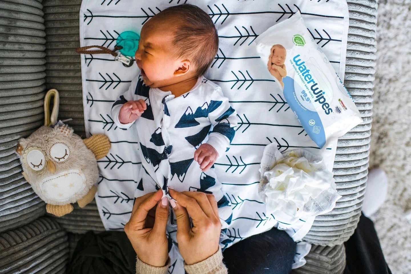 chusteczki nawilżane wodą water wipes