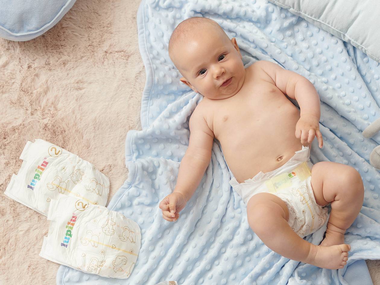 pampers siku wylatuje bokiem