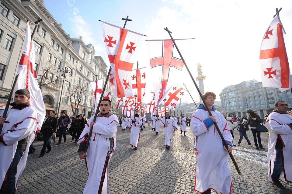 naturalny szampon na porost włosów wizaz 2018