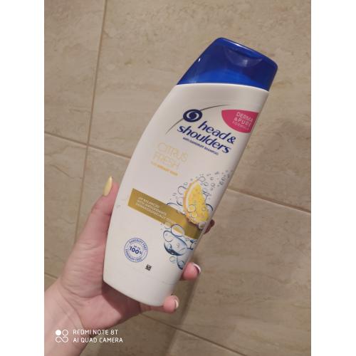 szampon head&shoulders zmywa farbe