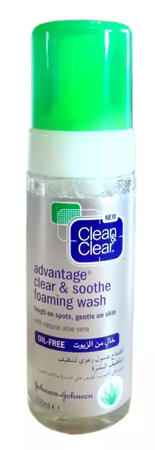 pianka do mycia twarzy clean&clear